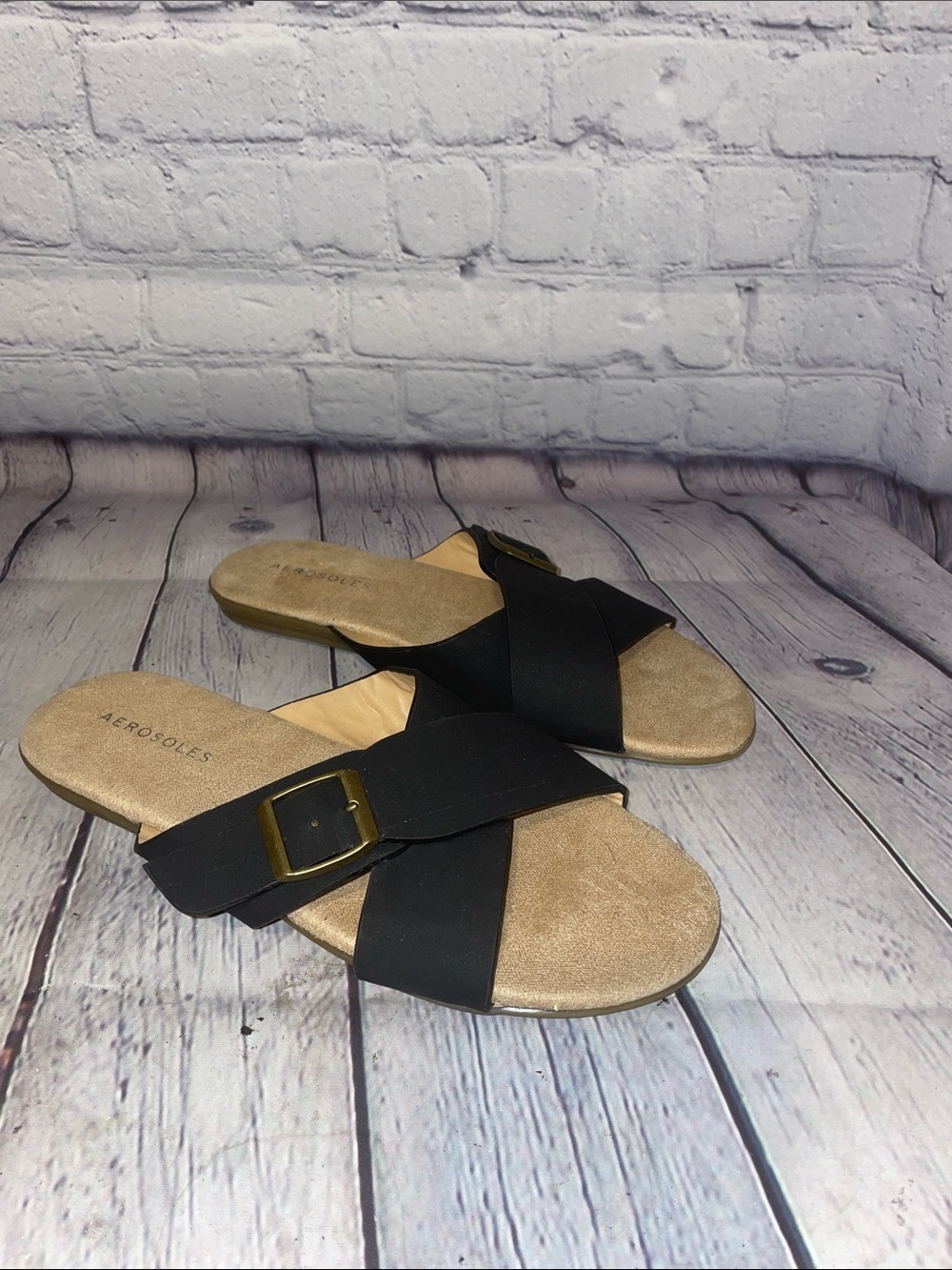 AEROSOLES Black Crossband Slide Sandals with Buckle NWOB • Sz 8
